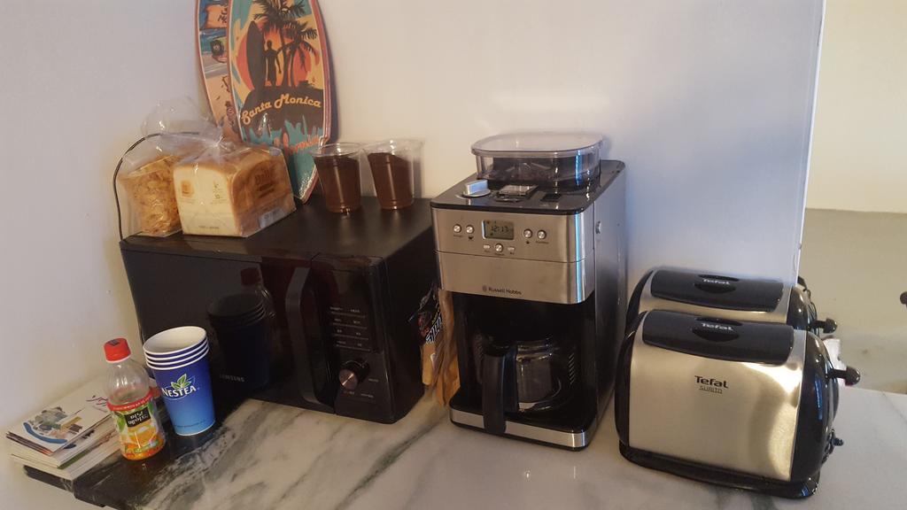 Amazon Guesthouse Сеул Экстерьер фото