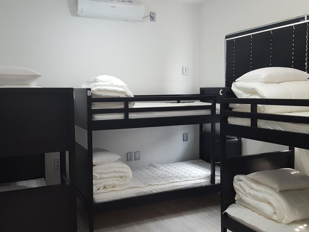 Amazon Guesthouse Сеул Экстерьер фото