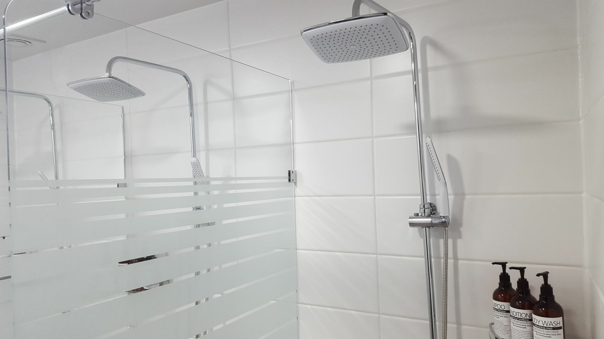 Amazon Guesthouse Сеул Экстерьер фото